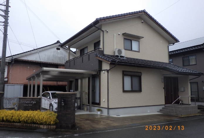 閑静な住宅街　中古住宅