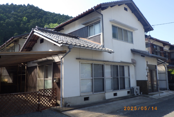 生野町口銀谷　中古戸建住宅